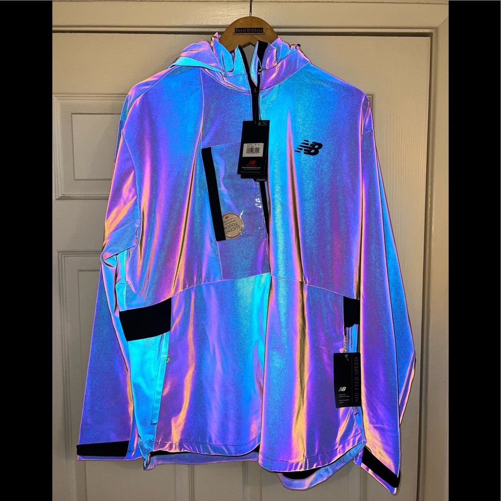 SOLD!!! New Balance Shutter Speed Jacket PMV Mens Size XL Reflective Running NWT